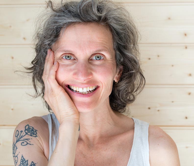 Astragalus Help for Age Spots Astragalus is a natural tyrosinase inhibitor and can lighten skin.